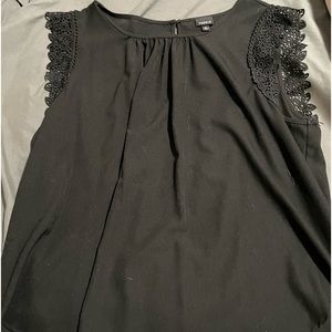 Black torrid blouse with lace cap sleeves